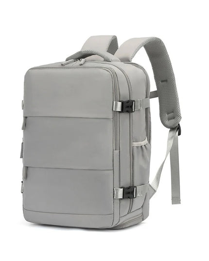 Handgepäck Rucksack in Hellgrau, passend für Ryanair, mit den Maßen 40x30x20 cm, auf einer Reise