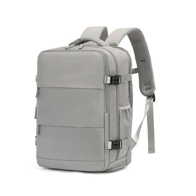 Handgepäck Rucksack in Hellgrau, passend für Ryanair, mit den Maßen 40x30x20 cm, auf einer Reise
