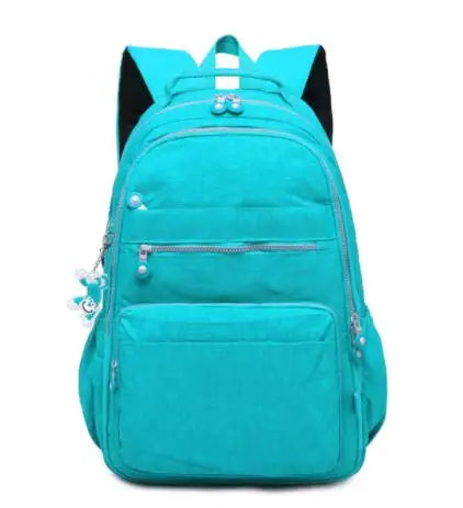 Handgepäck Rucksack 40x20x25 in Seeblau, ideal für Reisen und Handgepäck bei Airlines.